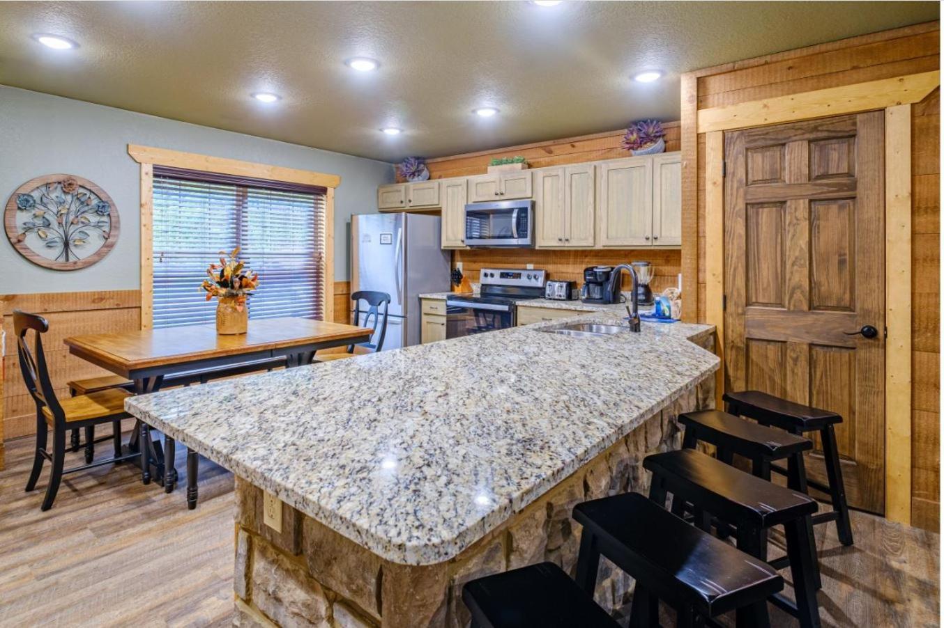 Villa Heaps Of Fun By Eden Crest Gatlinburg Exterior foto